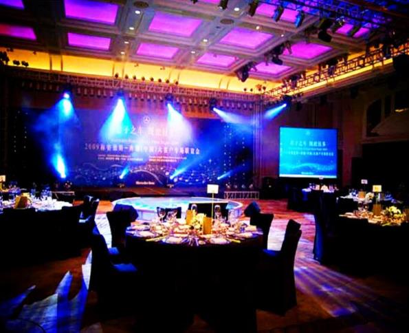 南(nán)昌展覽設計(jì)：2016九星傳媒會場布置樣版-14